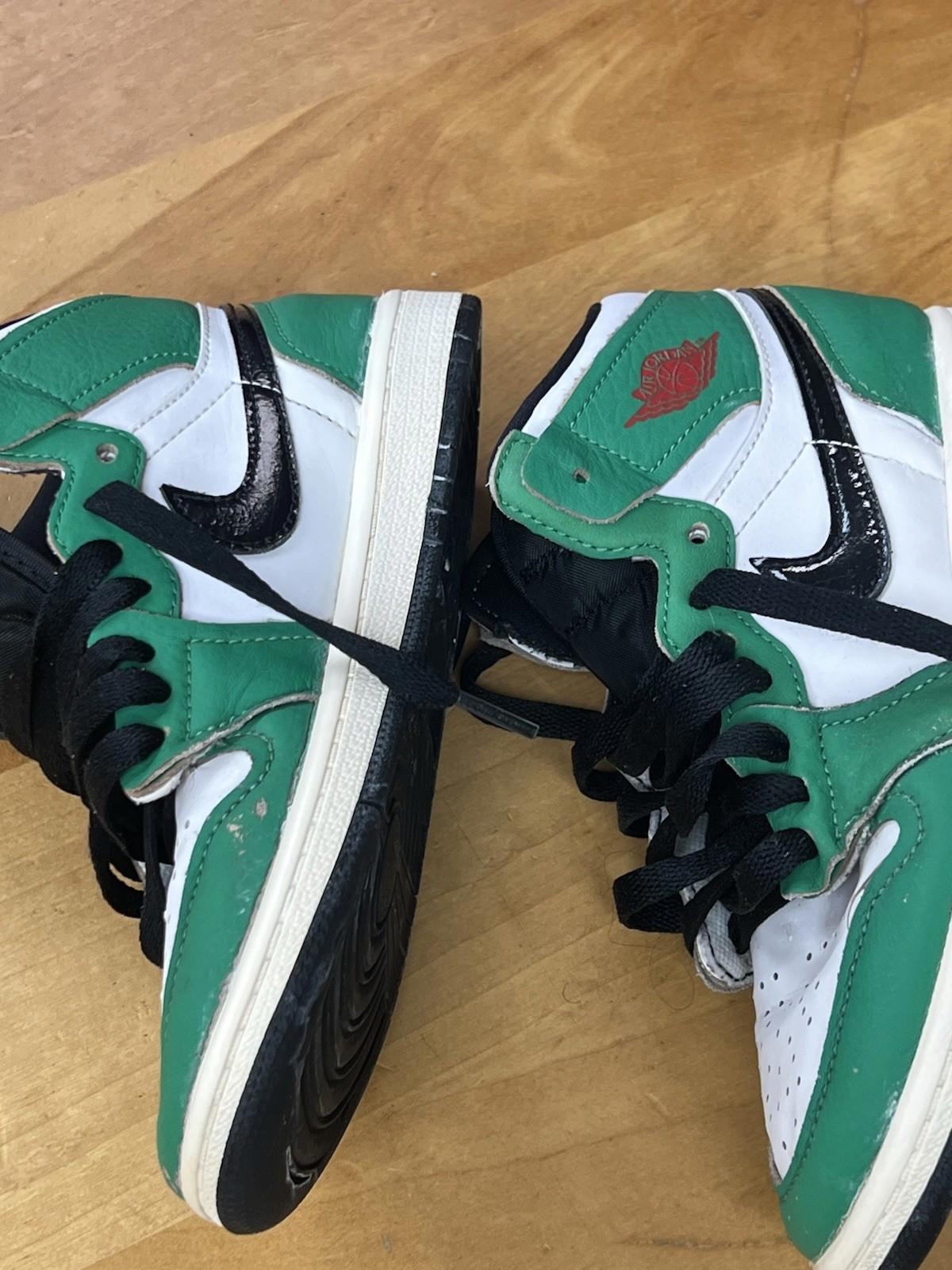 Nike Air Jordan Retro 1 High Lucky Green Size 2Y CU0449-300