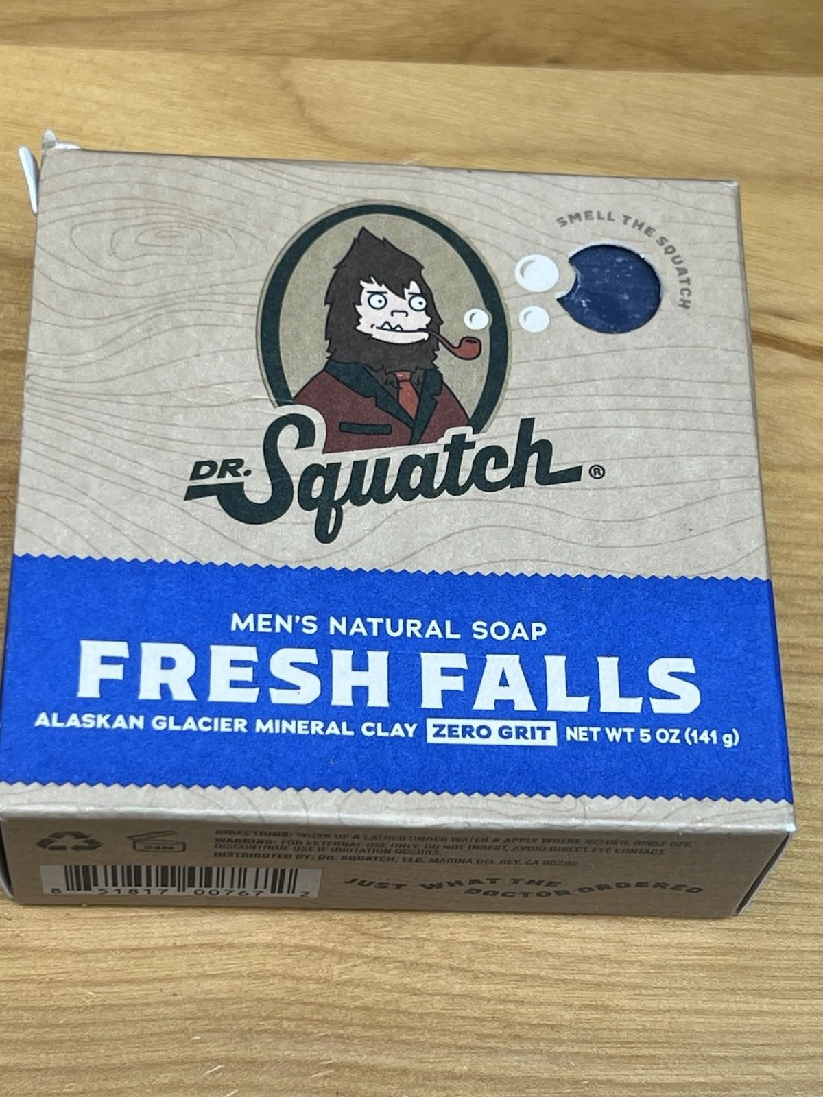 Dr Squatch Men's Natural Soap Fresh Falls 5 oz bar