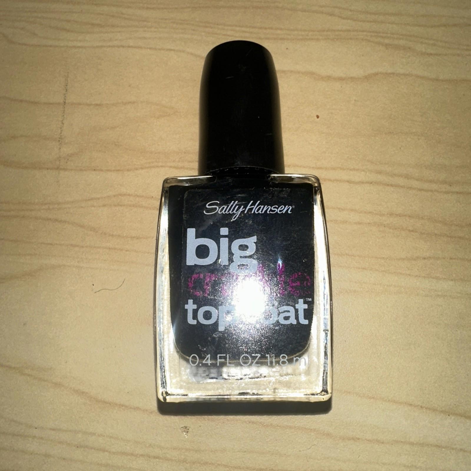 Sally Hansen Big Crackle Nail Polish, 0.4 fl oz Smoke Effect