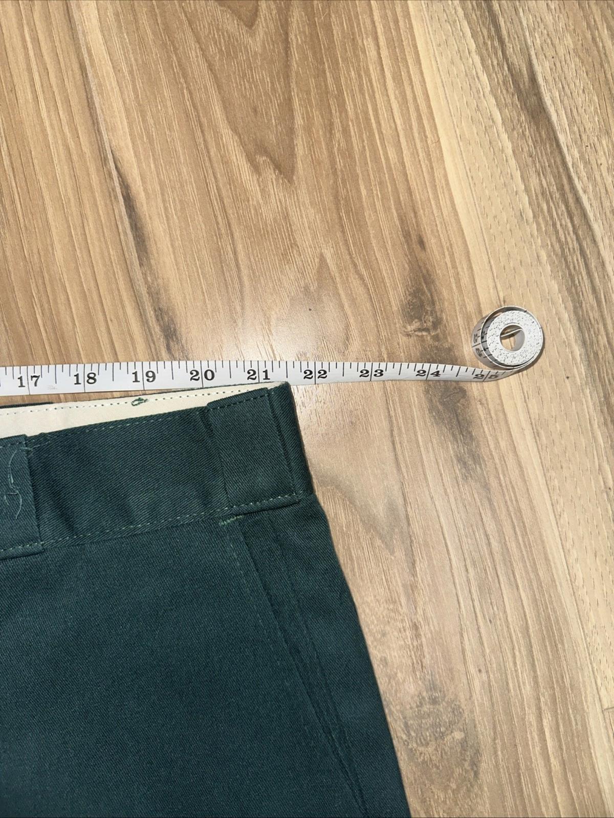 Dickies Y2K Pocket Work Shorts 44 Loose Fit Kelly Green