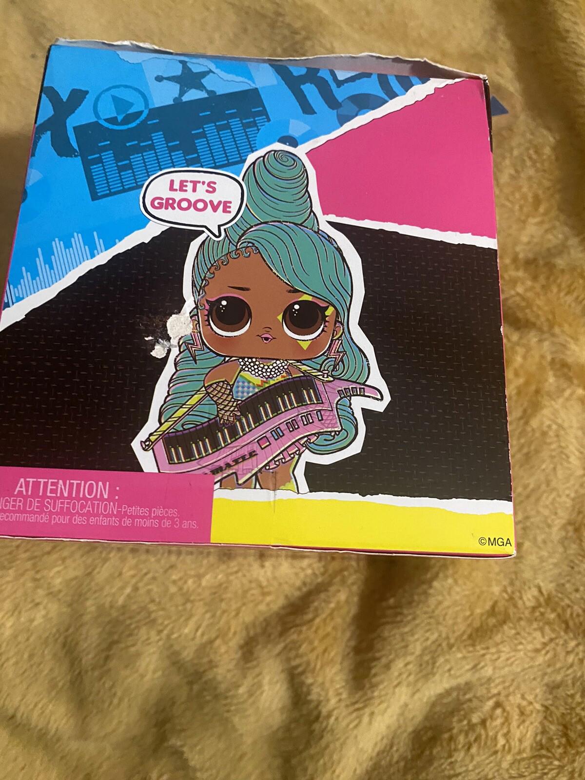 LOL Surprise! Remix Hair Flip Dolls 15 Surprises L.O.L.