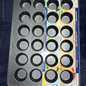 Wilson Perfect Results Non-Stick 24 Muffin Tin New