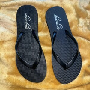 NWOT Shevalues Brand Womens Size 6 Black Flip Flops