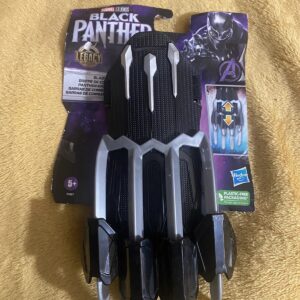 Marvel Black Panther Slash Claw Legacy Collection Hasbro Heroes Toys Retractable