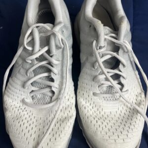 Nike Air Max 2017 Mens 10.5 White Platinum Athletic Sneaker Shoes 849559-009