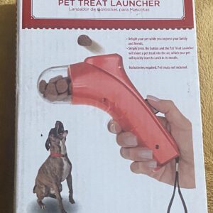 Dog Treat Launcher Great Pet Fun Does Not Require Batteries New In Box Hand Held